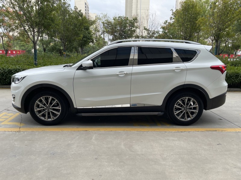 济宁19年奇瑞捷途8