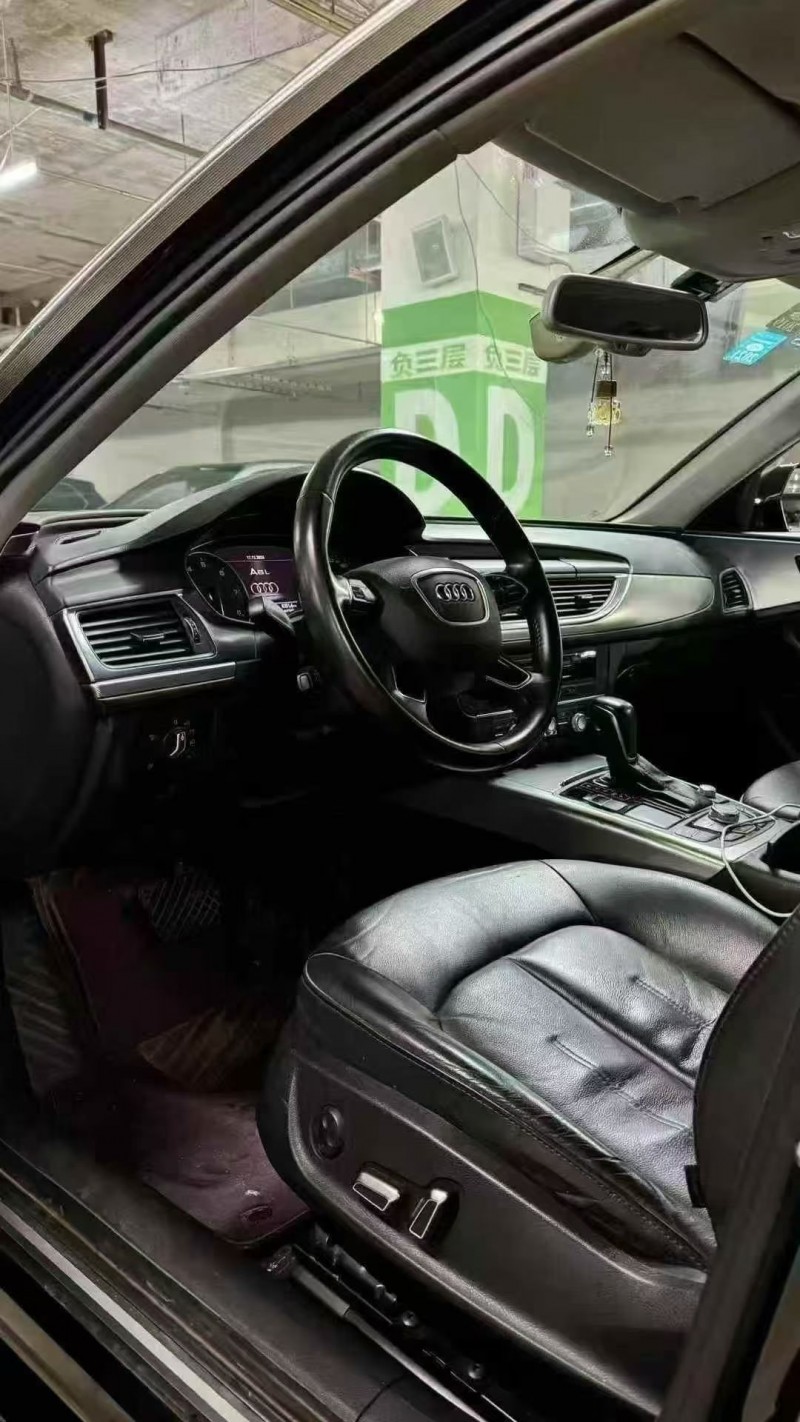 成都17年奥迪A6L5