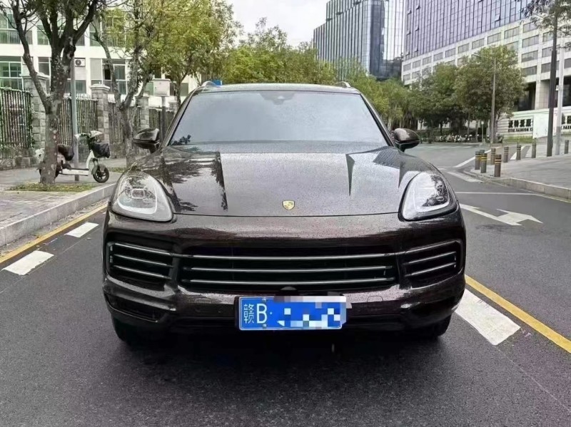 广州20年保时捷卡宴1