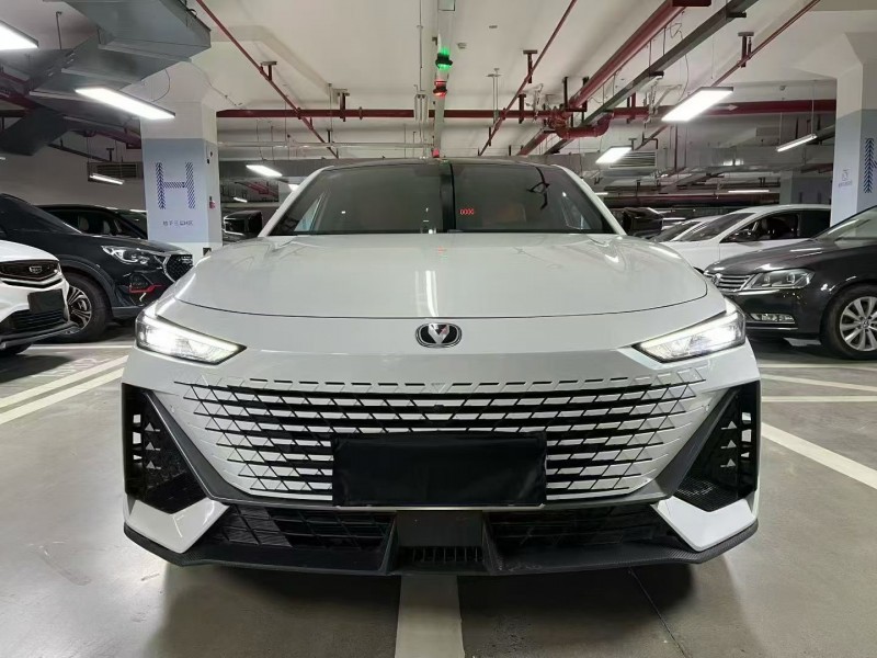 成都22年长安汽车UNI1