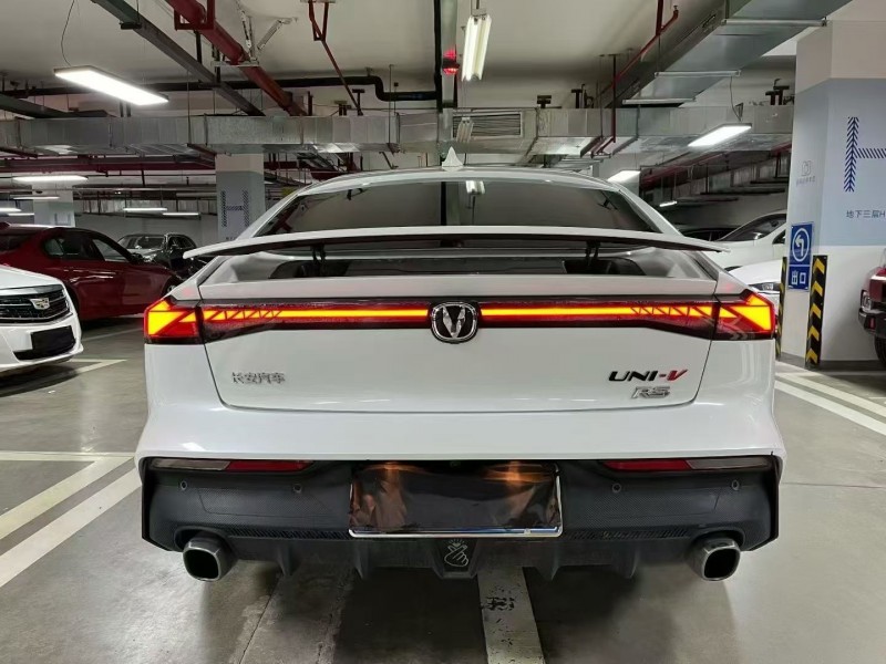 成都22年长安汽车UNI6