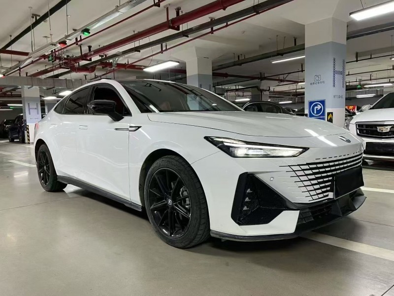 成都22年长安汽车UNI9