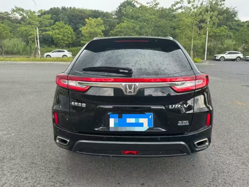 广州17年本田URV9