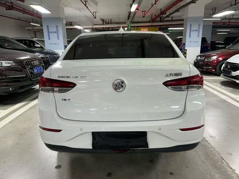 成都19年别克英朗6