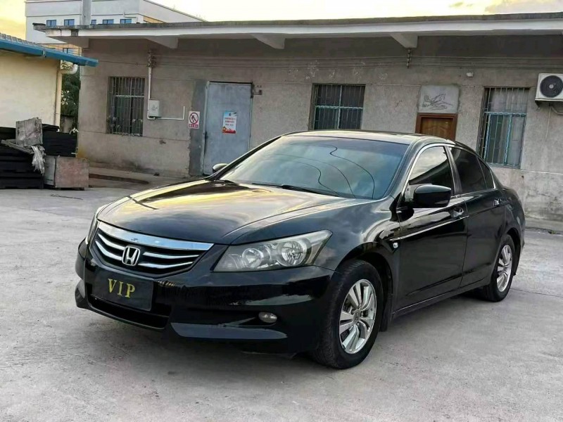 邵阳12年本田雅阁7