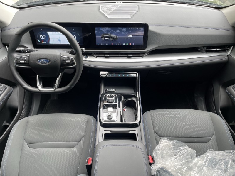 济宁25年福特领睿5