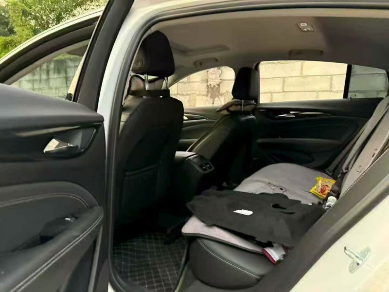 广州24年别克君威4