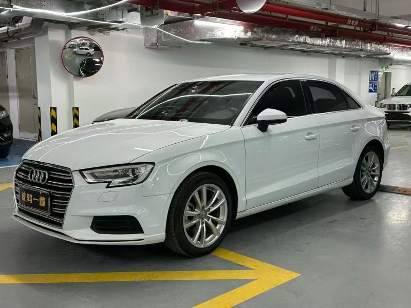 广州18年奥迪A33