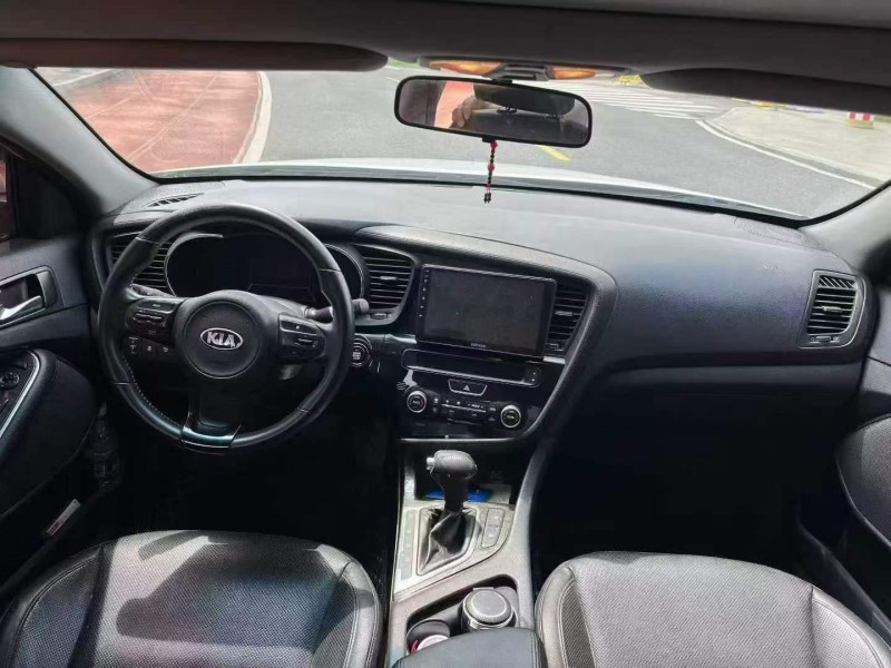 玉林15年起亚K57