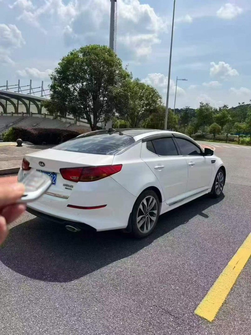 玉林15年起亚K58