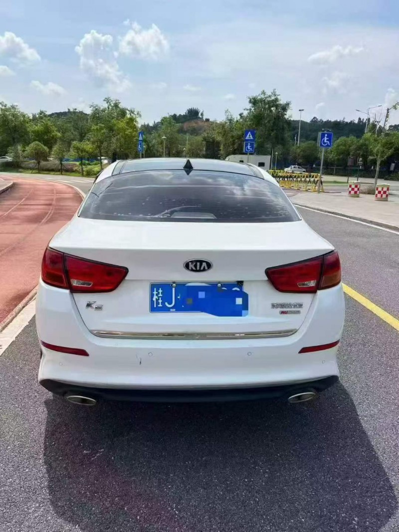 玉林15年起亚K59