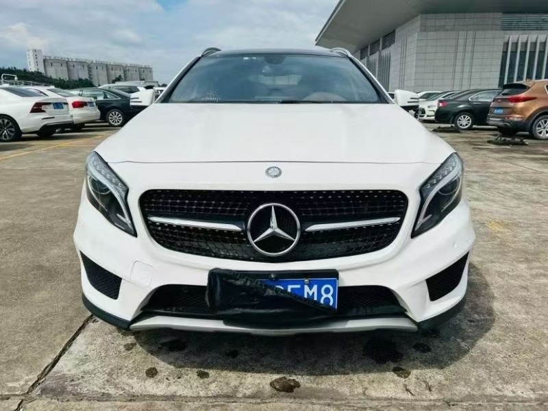 东莞16年奔驰GLA1