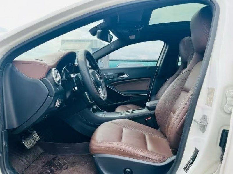 东莞16年奔驰GLA6