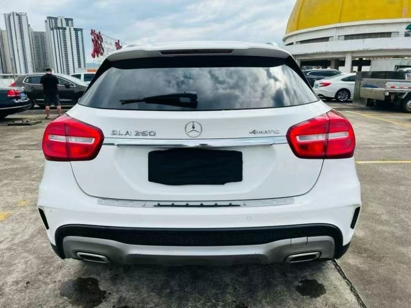 东莞16年奔驰GLA9