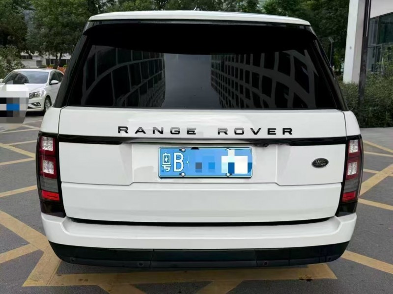 广州18年路虎揽胜行政9