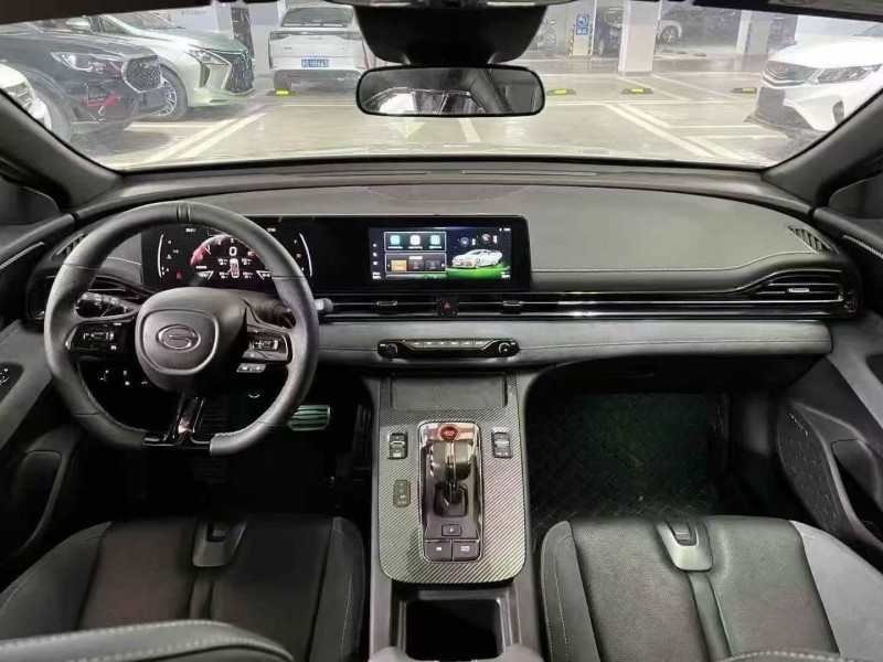 成都24年传祺影豹4