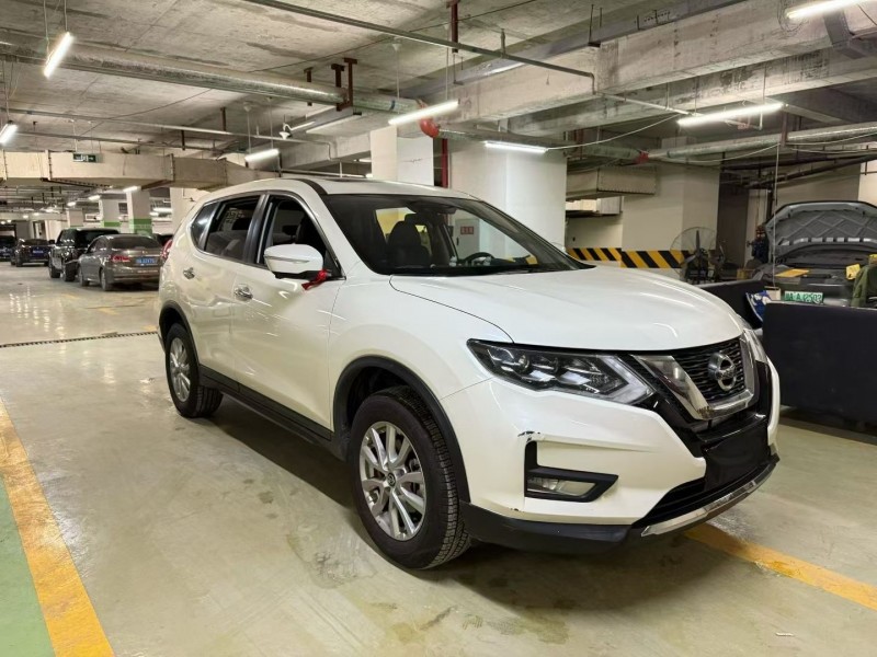 成都24年日产奇骏2