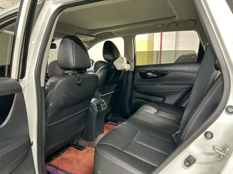 成都24年日产奇骏8