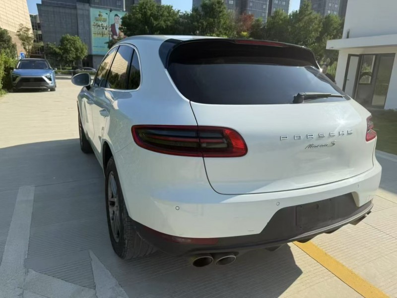 台州15年保时捷Macan5