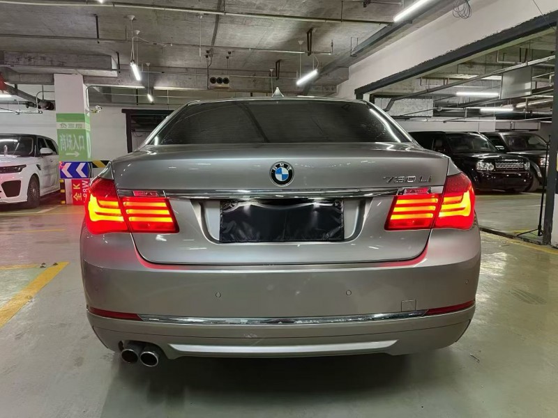 成都15年宝马7系6