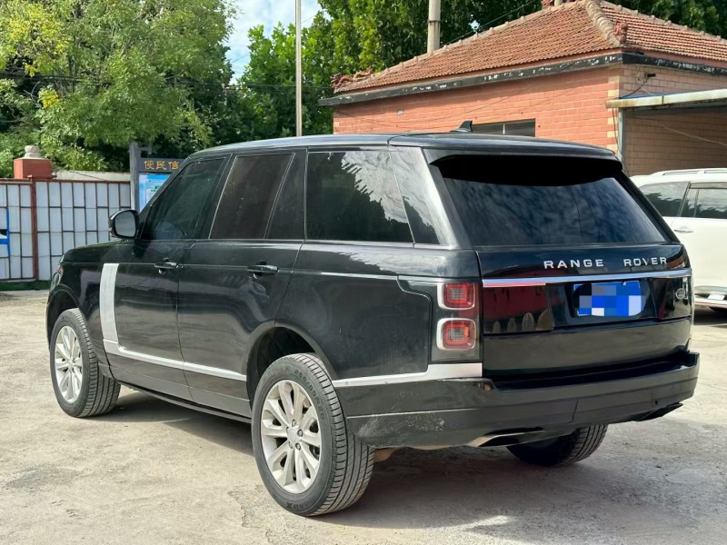 淄博16年路虎揽胜行政8