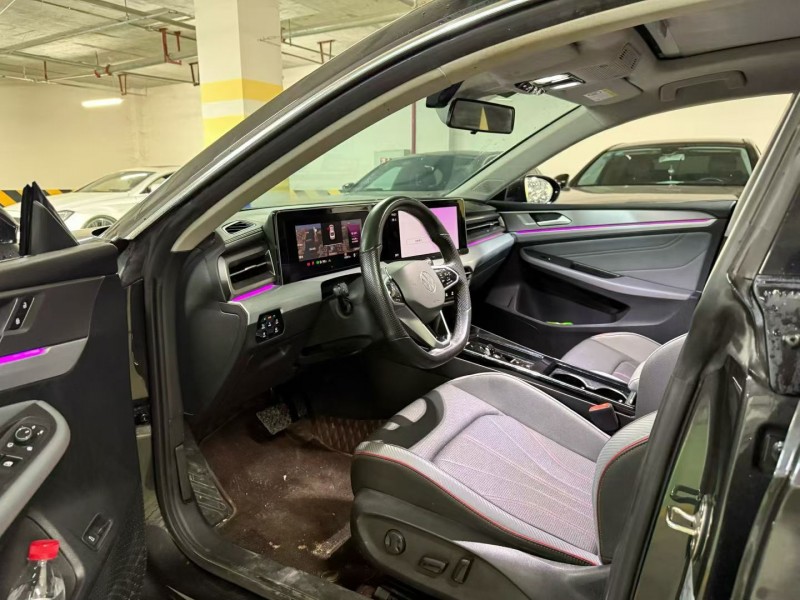 成都22年大众凌渡3