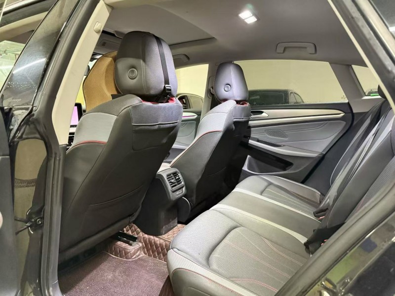 成都22年大众凌渡6