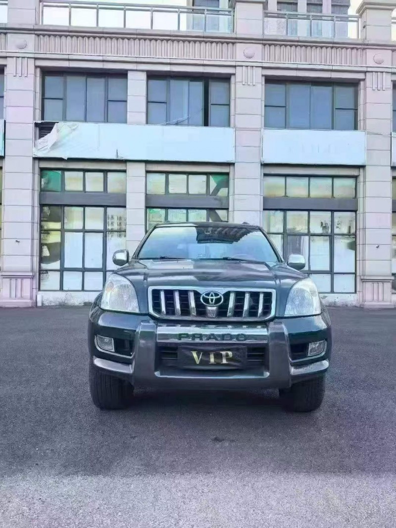 三明08年丰田普拉多1