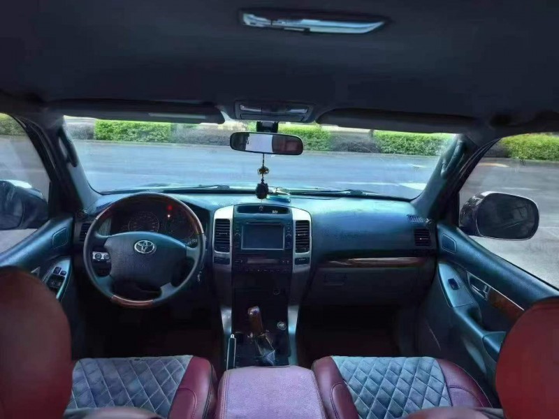 三明08年丰田普拉多4