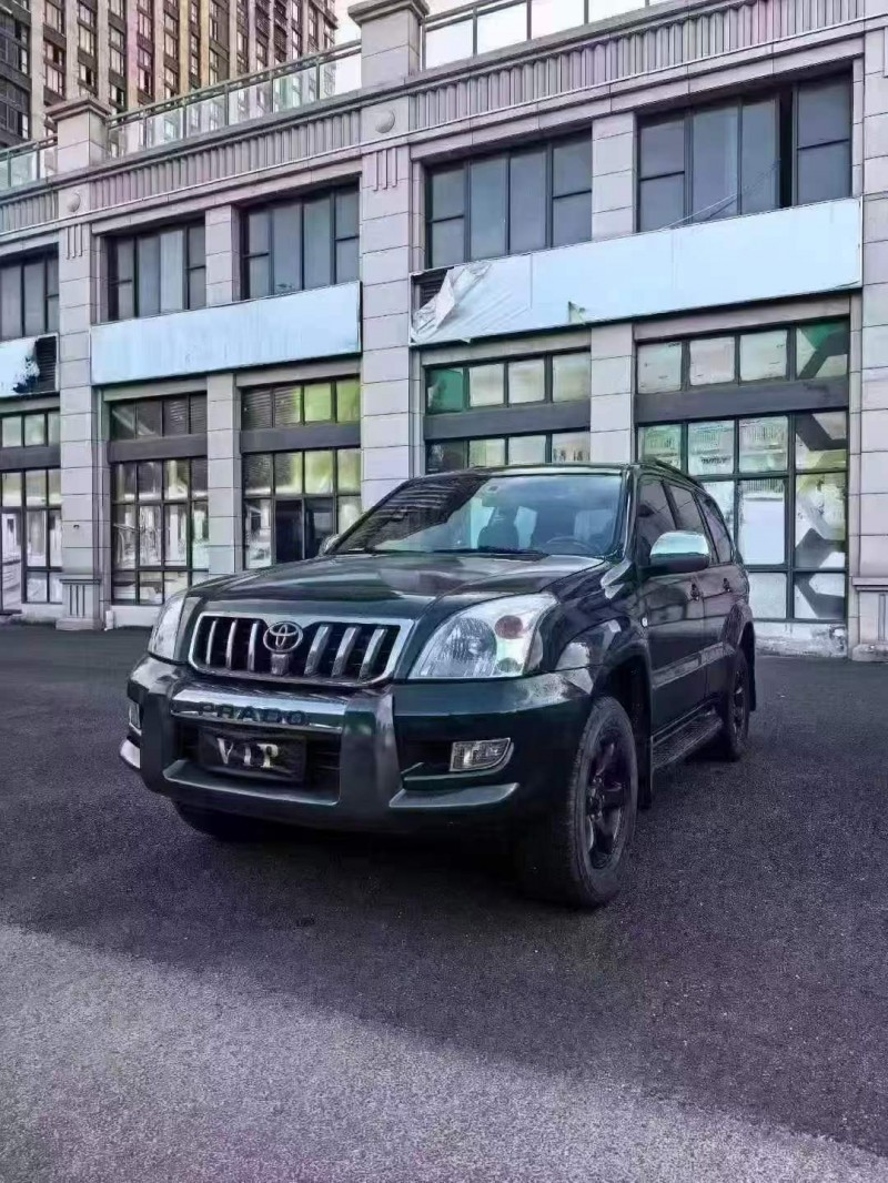 三明08年丰田普拉多8