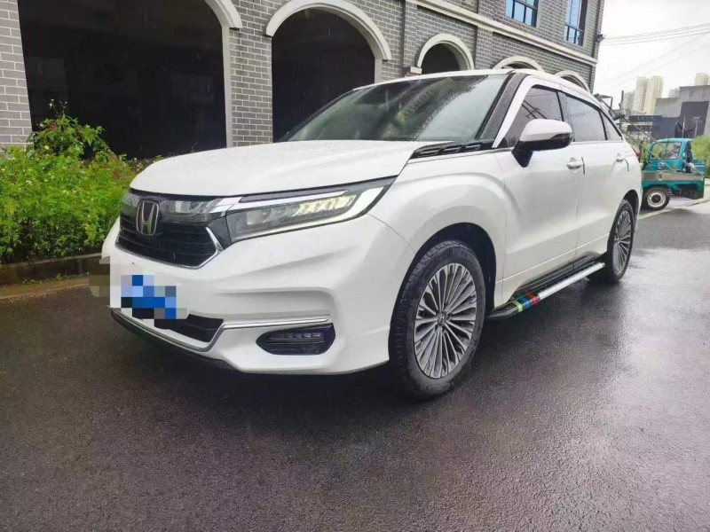 黔西南25年本田冠道3