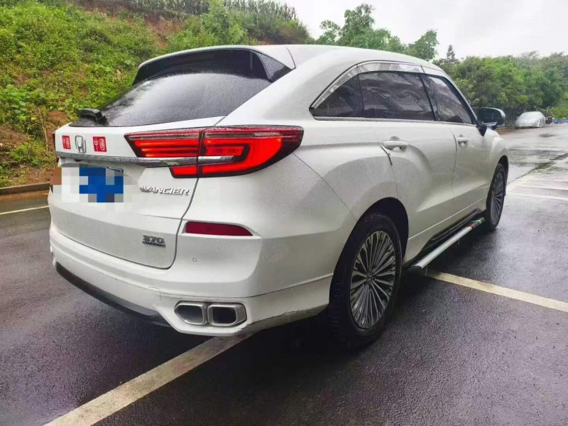 黔西南25年本田冠道7