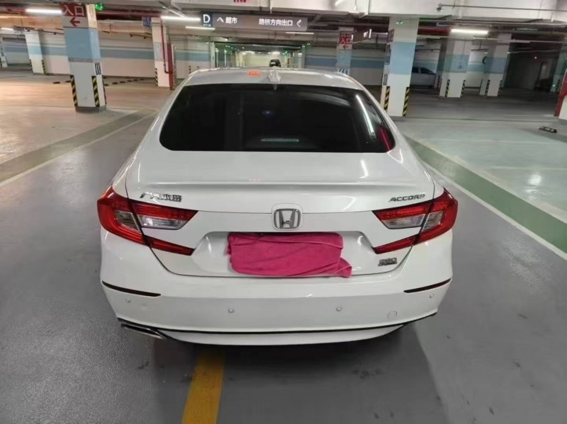 台州21年本田雅阁4