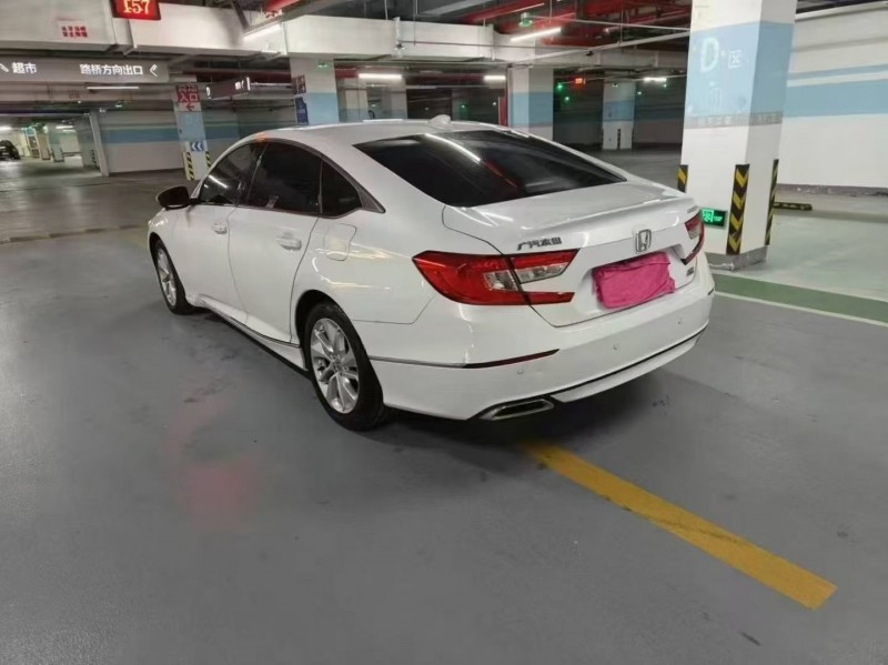 台州21年本田雅阁5
