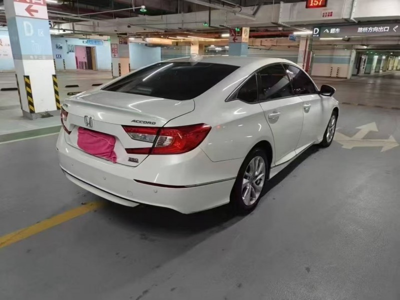 台州21年本田雅阁6