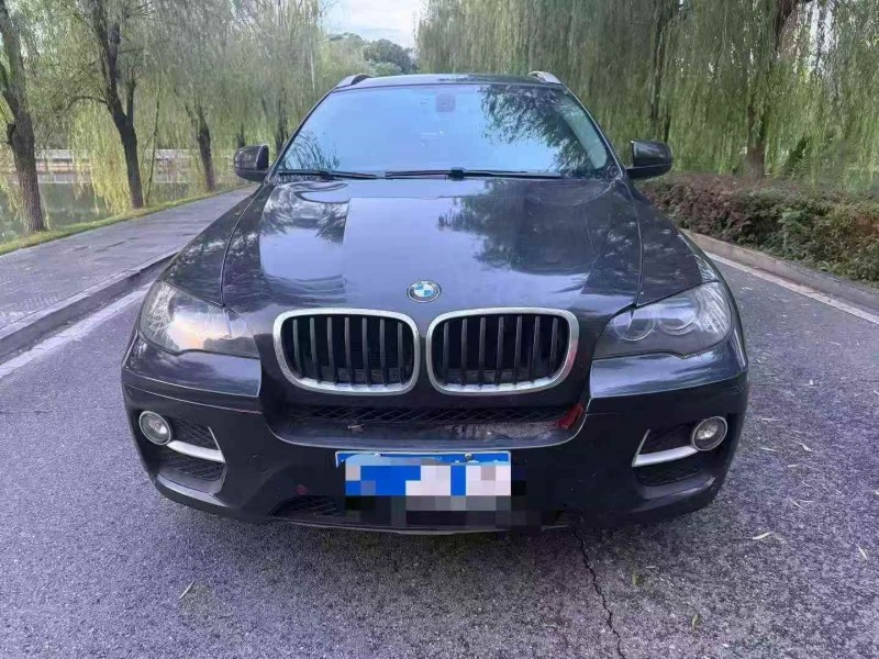 九江13年宝马X61