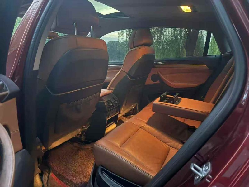 九江13年宝马X66