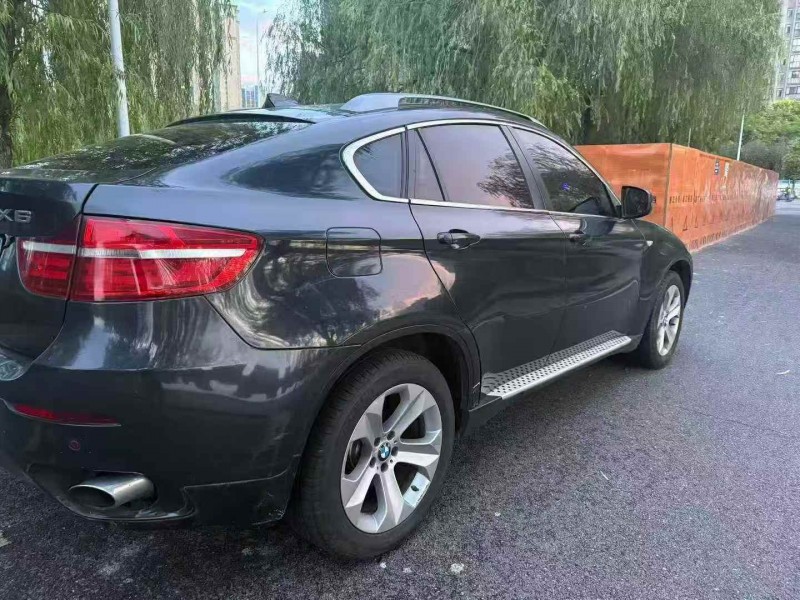 九江13年宝马X67