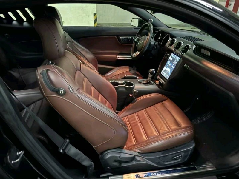 台州16年福特野马8