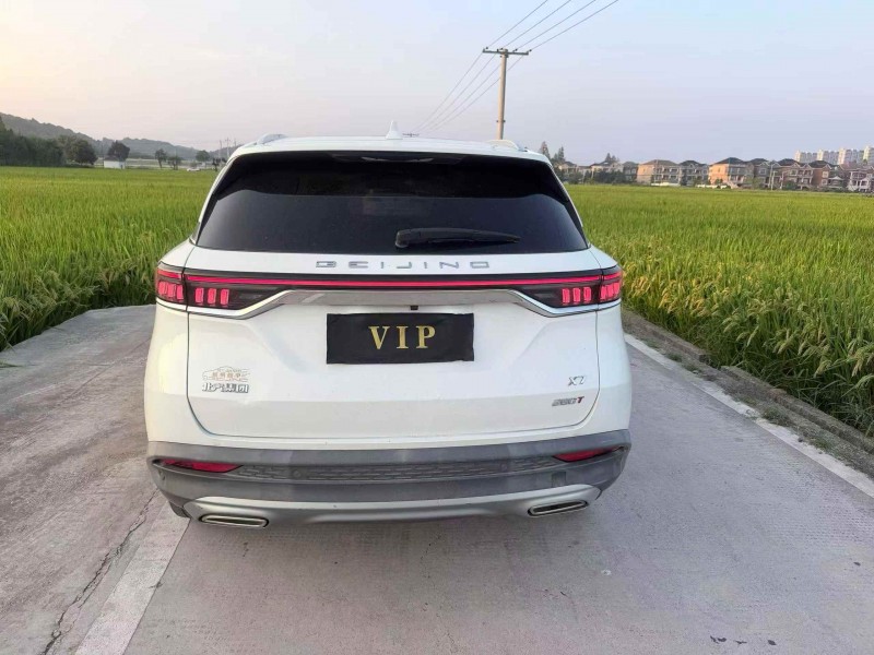 宁波22年北汽制造X78