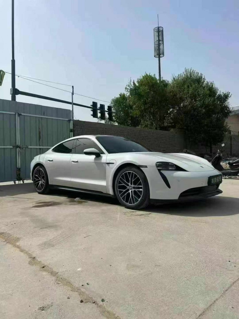 成都22年保时捷Taycan2