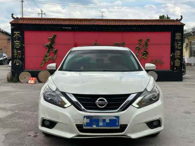 淄博17年日产天籁1