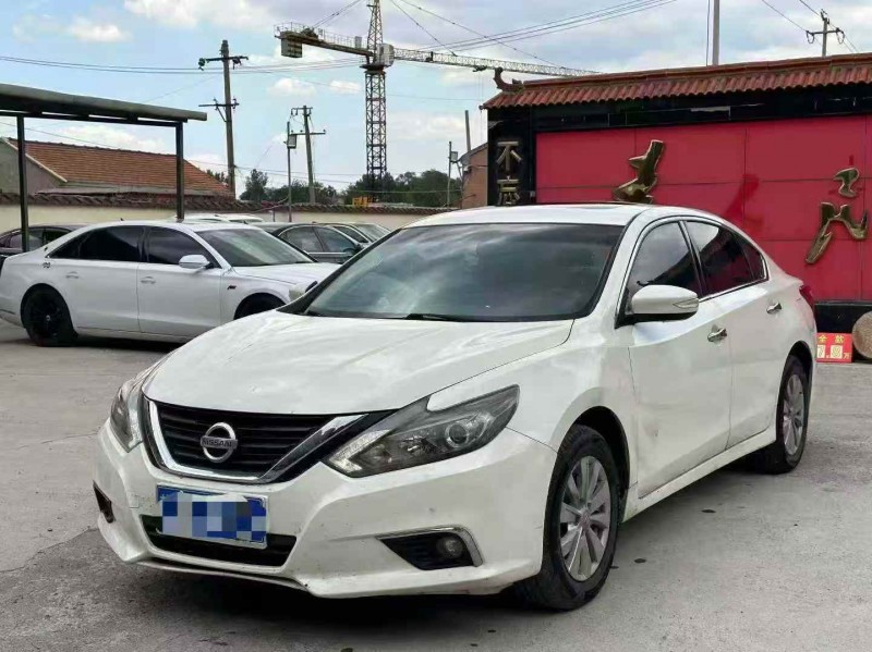 淄博17年日产天籁2