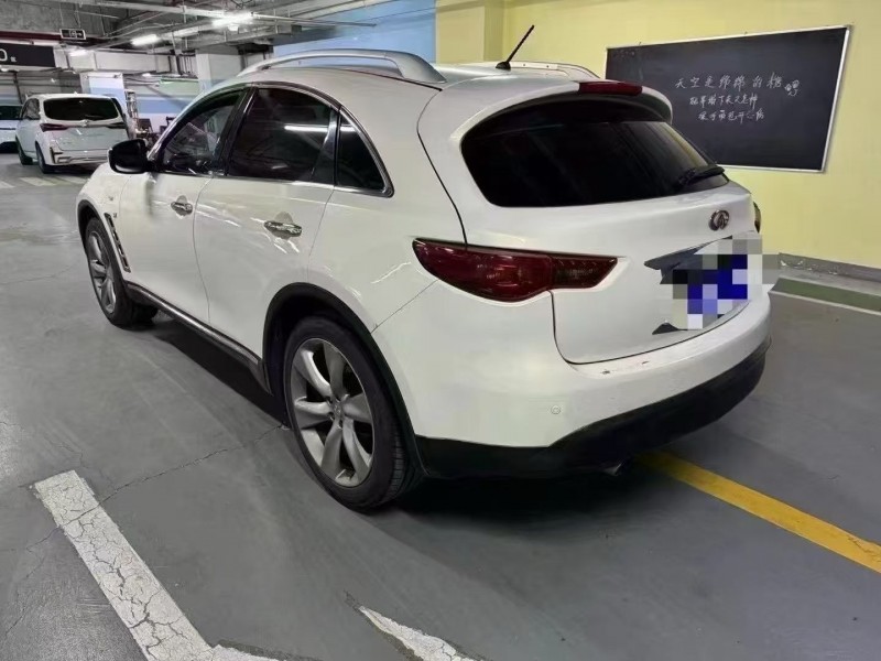 台州14年英菲尼迪Q704