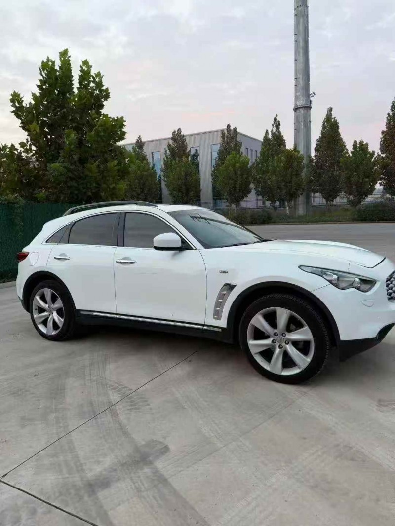 滨州12年英菲尼迪FX353