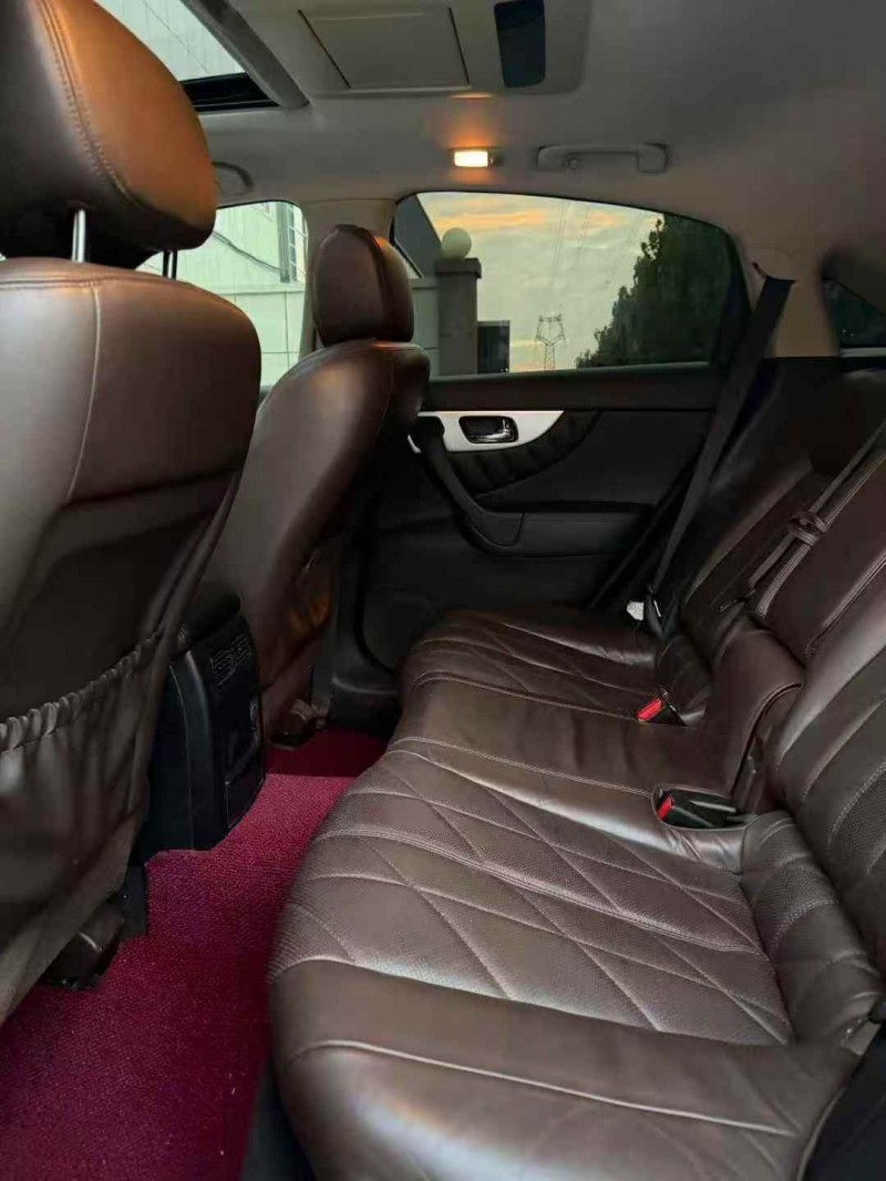 滨州12年英菲尼迪FX355