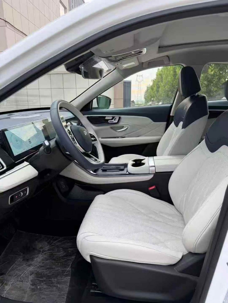 青岛25年奇瑞捷途5