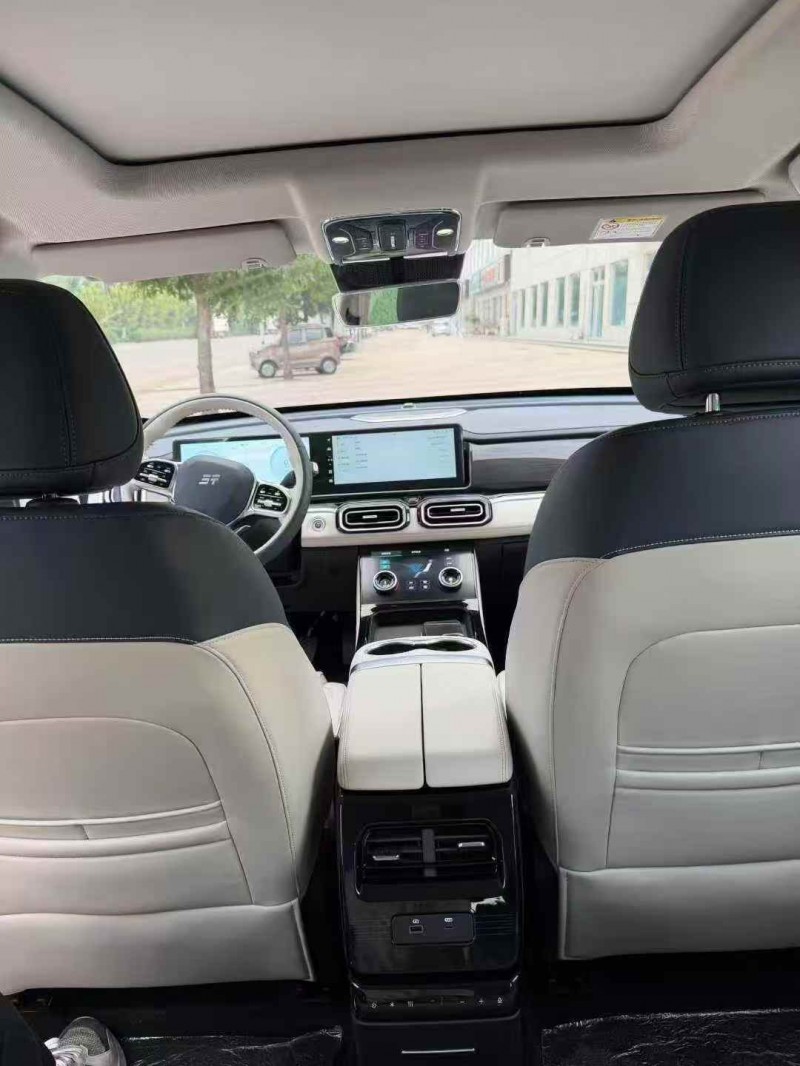 青岛25年奇瑞捷途6