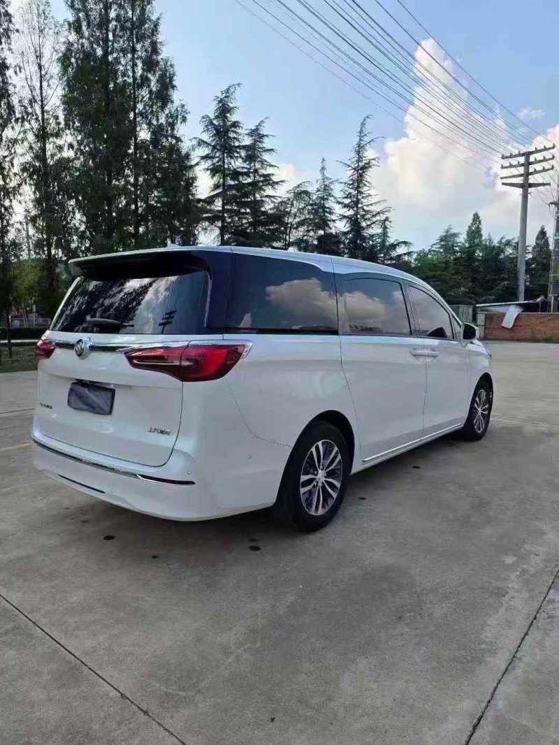 东营23年别克GL88