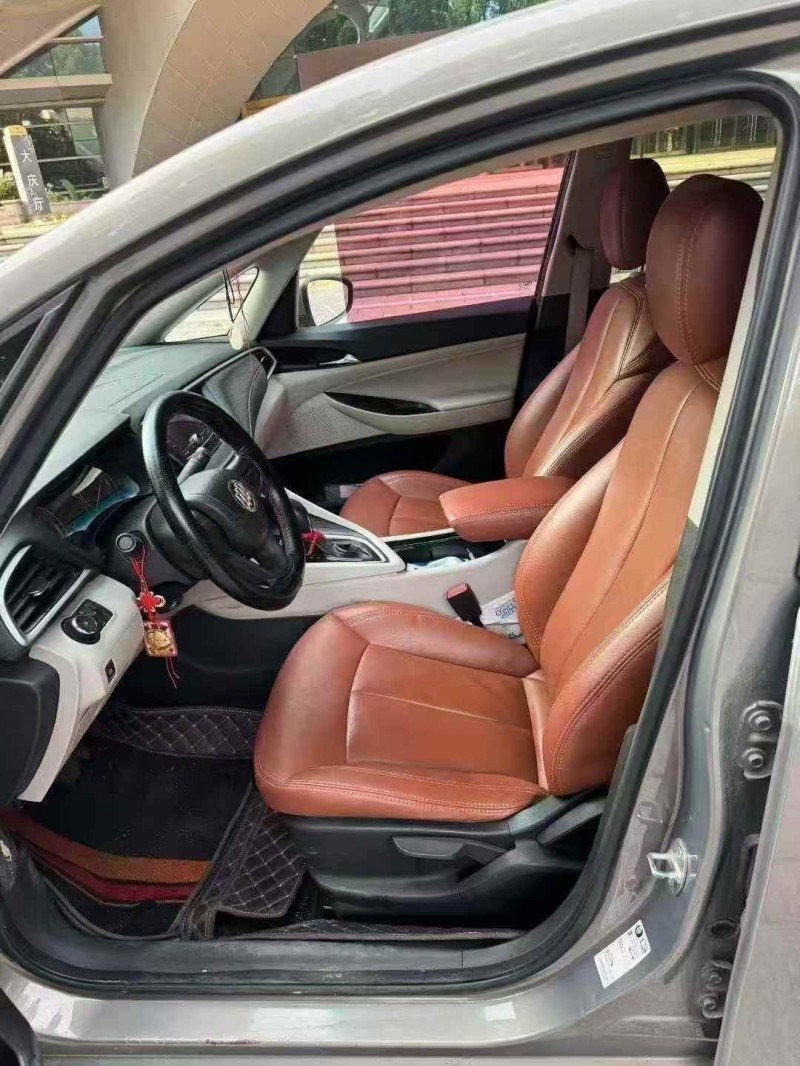 常州19年别克GL65